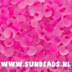 Rocailles 3mm wit frost buitenkant en roze binnenkant