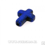 Turquoise kraal kruis 15mm (donkerblauw)