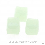 Facetkraal vierkant 6mm (lichtgroen)