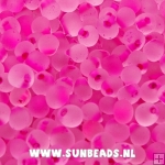 Rocailles 3mm wit frost buitenkant en roze binnenkant